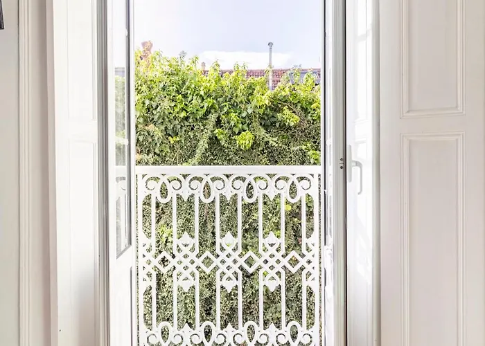 Appartamento Avenida Da Liberdade Area, Bright And Newly Renovated 2 Bedroom Apartment, Historical Center Lisbona