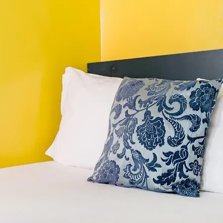 Apartament Avenida Da Liberdade Area, Bright And Newly Renovated 2 Bedroom Apartment, Historical Center Lizbona