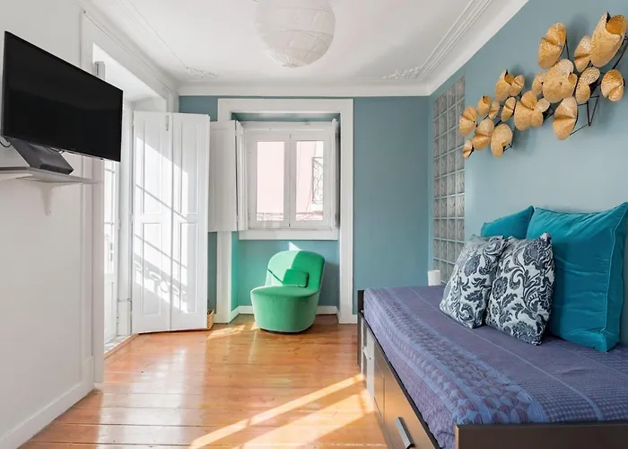 Appartement Avenida Da Liberdade Area, Bright And Newly Renovated 2 Bedroom Apartment, Historical Center