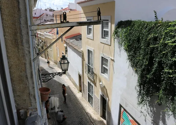 Apartamento Avenida Da Liberdade Area, Bright And Newly Renovated 2 Bedroom Apartment, Historical Center